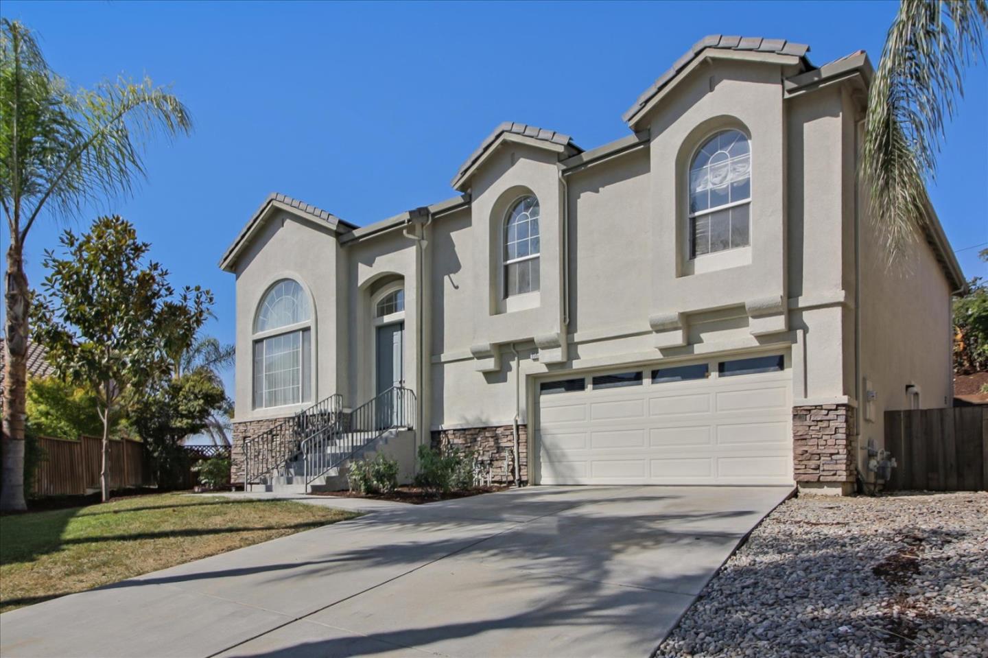 6562 Alyssa Drive San Jose, CA 95138 - Photo 2 of 55