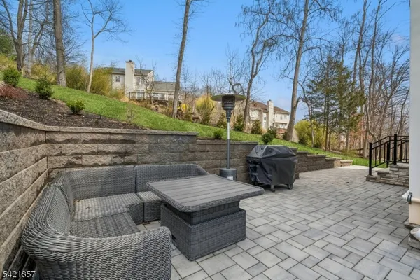 $1,295,000 | 518 Cardinal Lane, Green Brook, NJ 08812