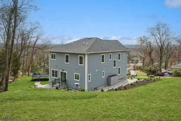 $1,295,000 | 518 Cardinal Lane, Green Brook, NJ 08812