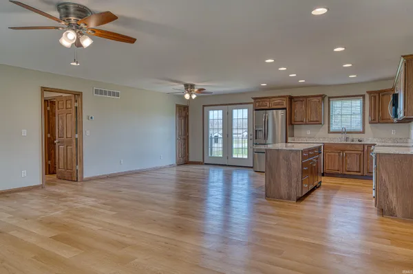 $483,405 | 5083 Springfield Road, Wadesville, IN 47638