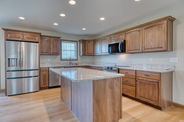 $483,405 | 5083 Springfield Road, Wadesville, IN 47638