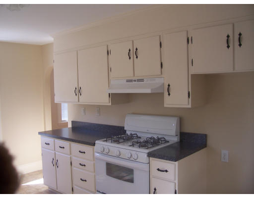 22 Braman Street Danvers, MA 01923 - Photo 6 of 7