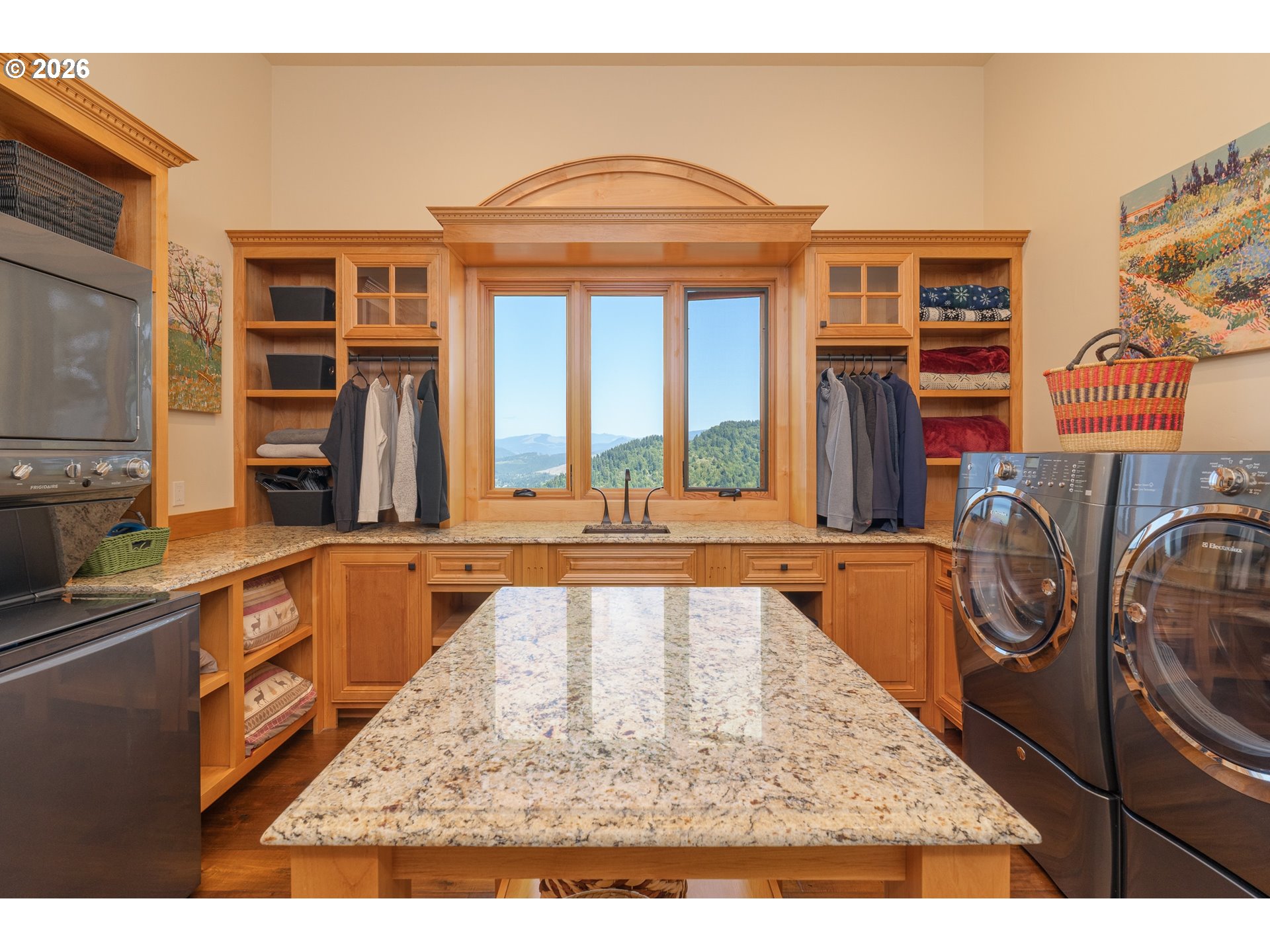 94880 Grizzly Mountain Road Gold Beach, OR 97444 - Photo 37 of 48