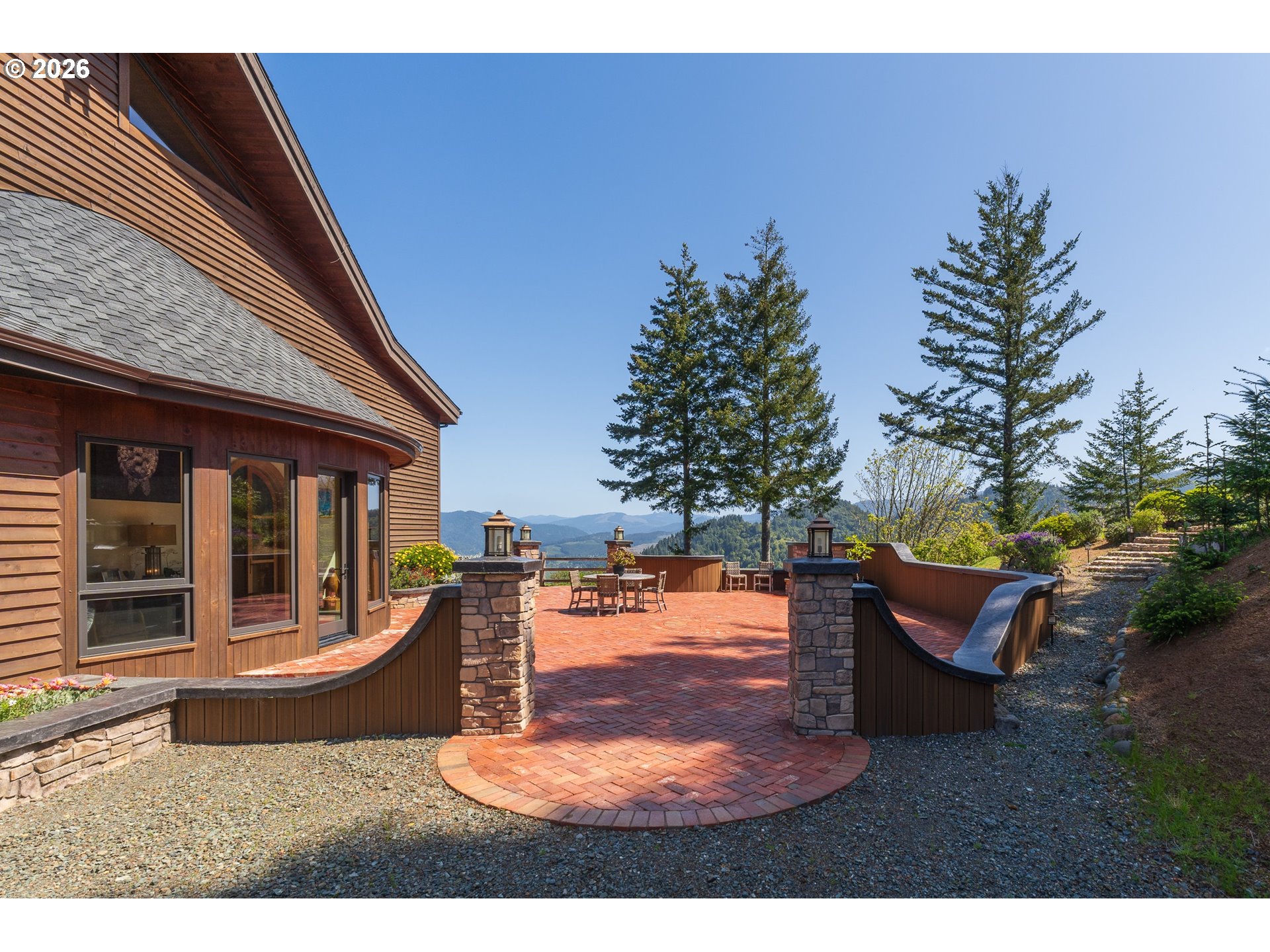 94880 Grizzly Mountain Road Gold Beach, OR 97444 - Photo 40 of 48