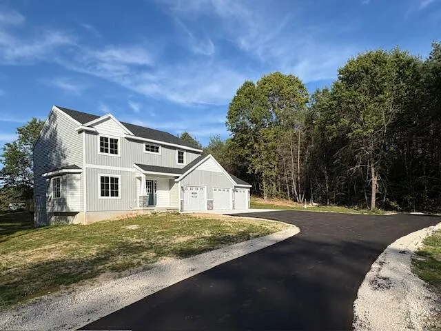 $475,000 | 2833 14 Mile Road Northeast, Sparta, MI 49345