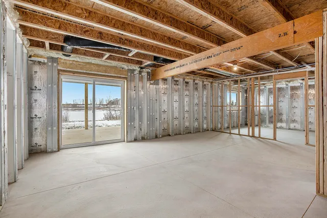 $475,000 | 2833 14 Mile Road Northeast, Sparta, MI 49345