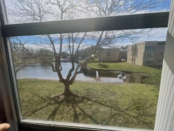 $1,500 | 5860 Northwest 64th Avenue, Unit 206, Fort Lauderdale, FL 33319