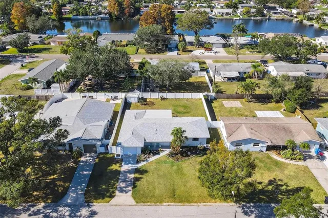 $555,000 | 1842 59th Way North, St. Petersburg, FL 33710