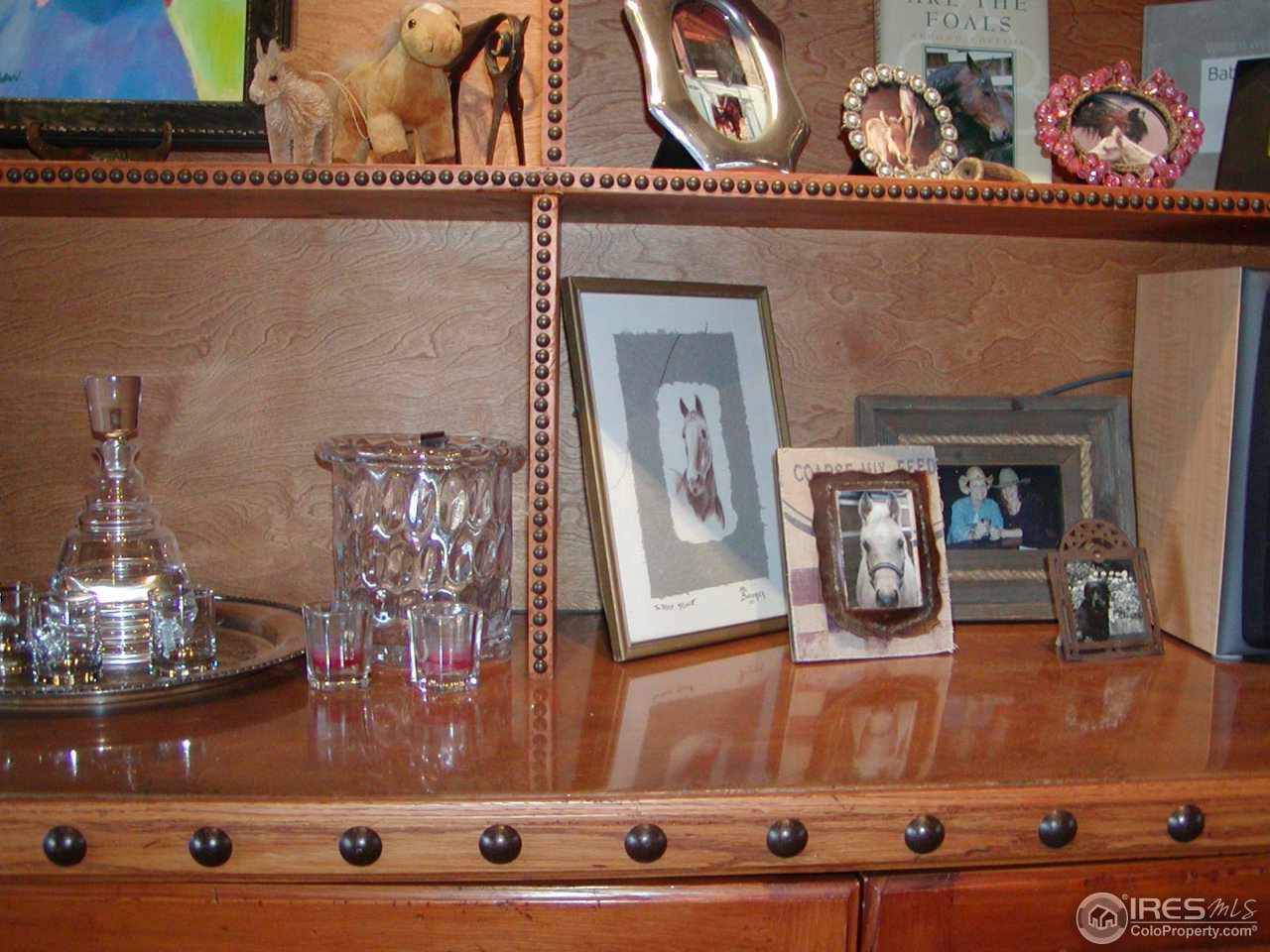 3262 Nebo Road Boulder, CO 80302 - Photo 23 of 24 a room with a mirror