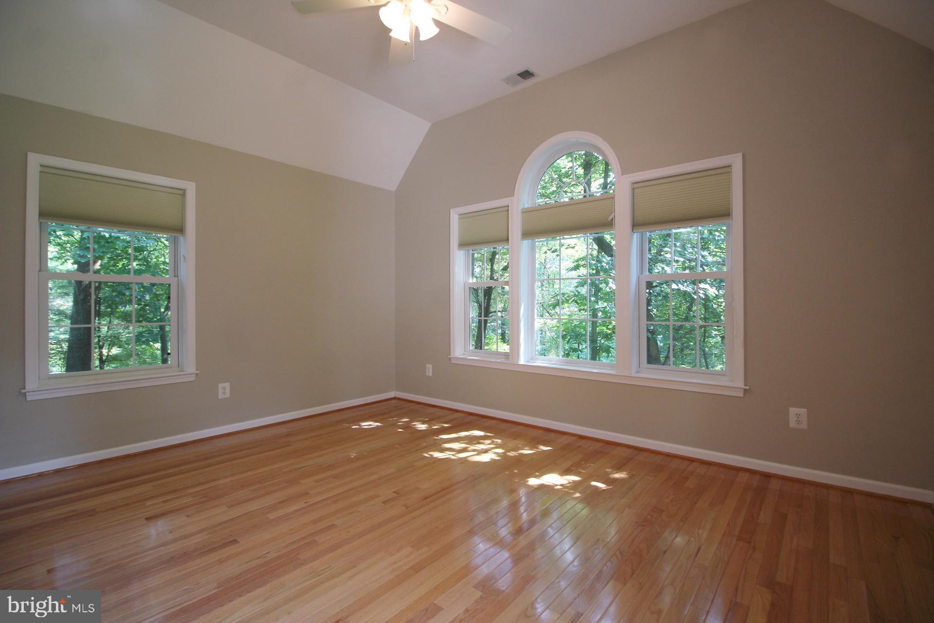 1649 Bennington Hollow Lane Reston, VA 20194 - Photo 20 of 29