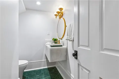 $1,795,000 | 520 Burgundy Street, New Orleans, LA 70112
