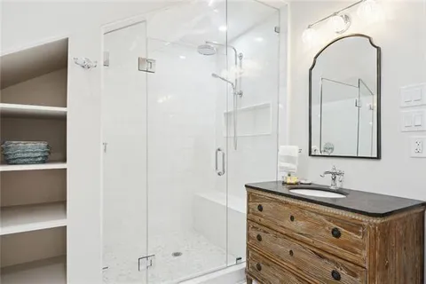 $1,795,000 | 520 Burgundy Street, New Orleans, LA 70112