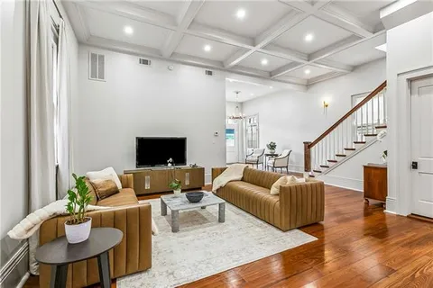 $1,795,000 | 520 Burgundy Street, New Orleans, LA 70112