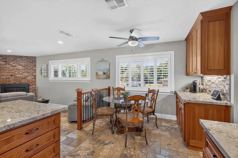 3812 Dell Road Carmichael, CA 95608 - Photo 15 of 64