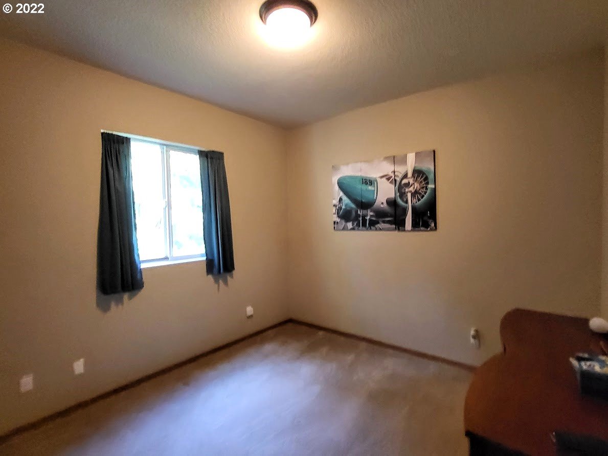 39494 Row River Road Dorena, OR 97434 - Photo 13 of 29 Gallery Image 13