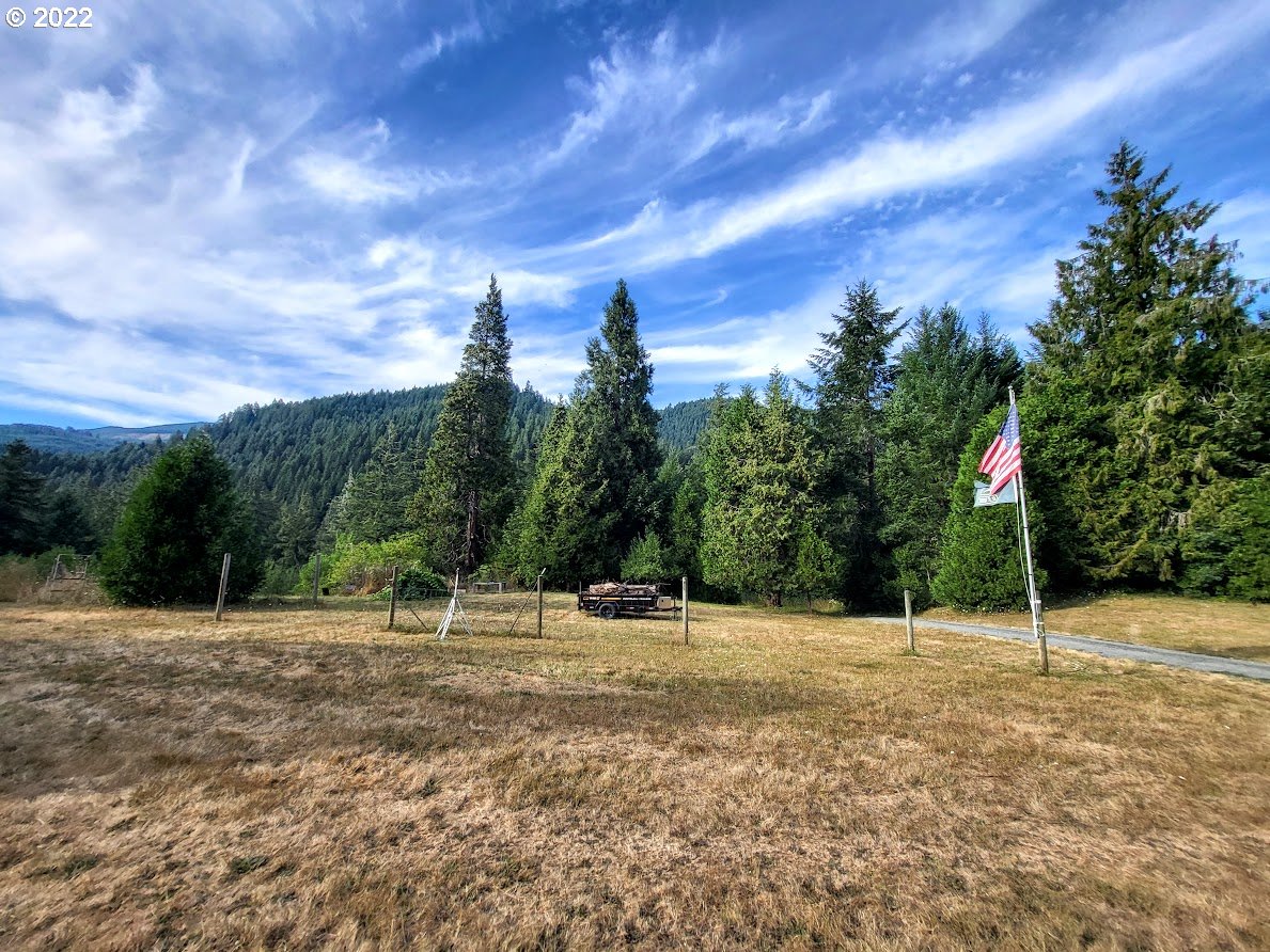 39494 Row River Road Dorena, OR 97434 - Photo 22 of 29 Gallery Image 22