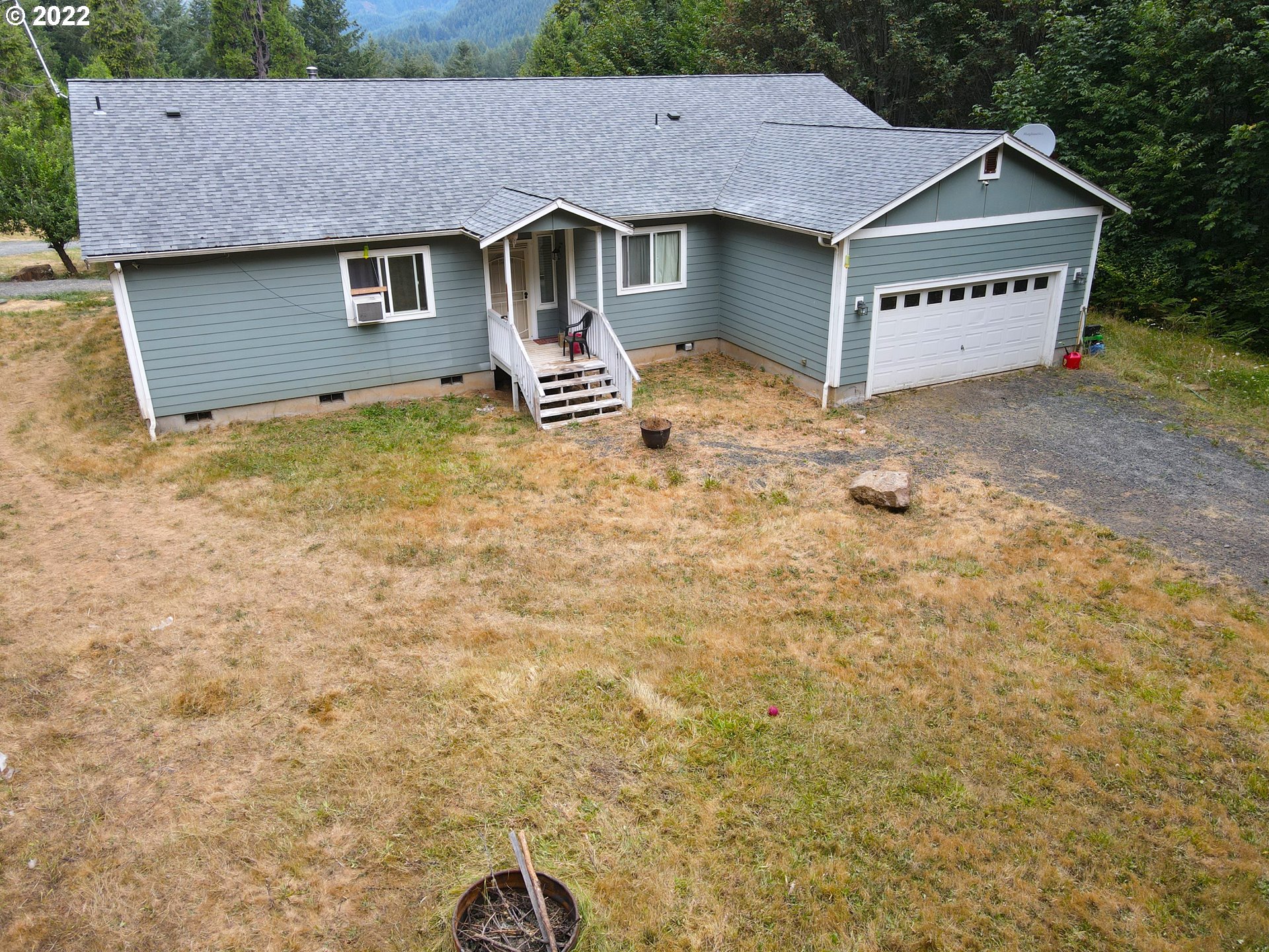 39494 Row River Road Dorena, OR 97434 - Photo 3 of 29 Gallery Image 3