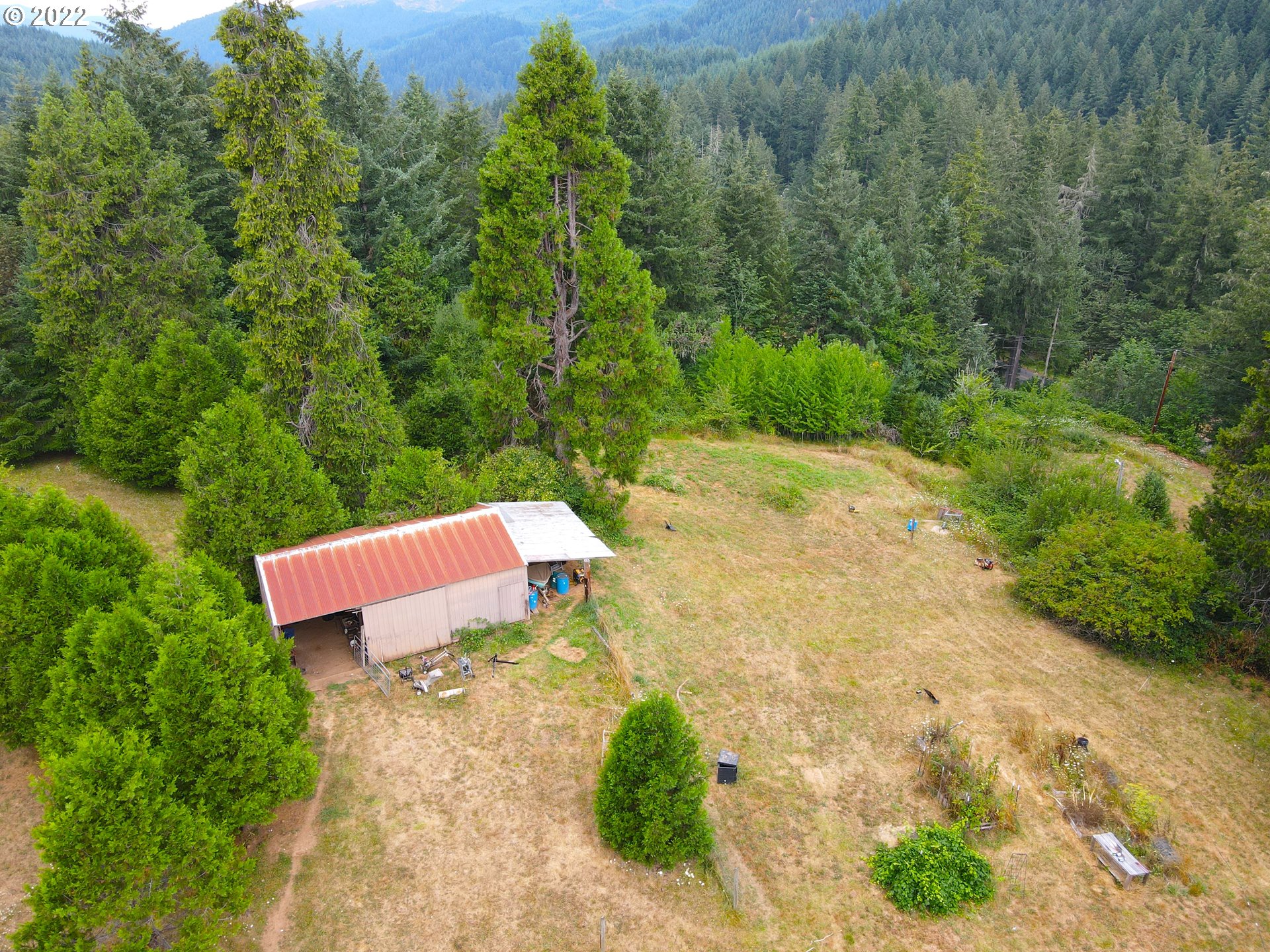 39494 Row River Road Dorena, OR 97434 - Photo 5 of 29 Gallery Image 5