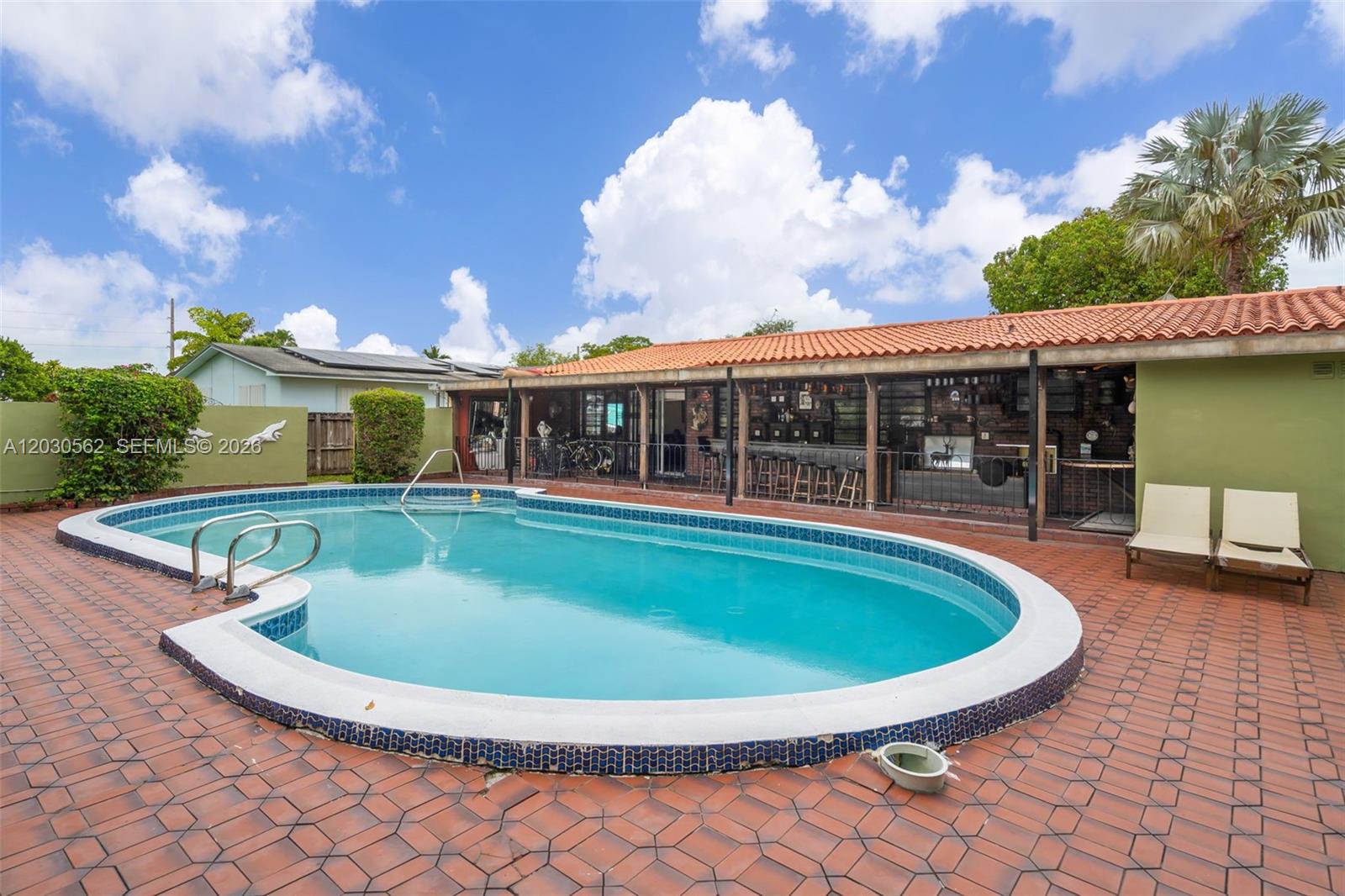 1320 Southwest 84th Avenue Miami, FL 33144 - Photo 35 of 44