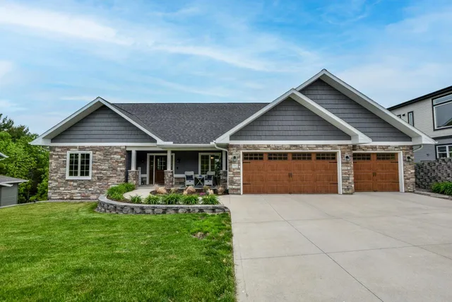 $859,000 | 392 Campbell Hill Court, DeForest, WI 53532