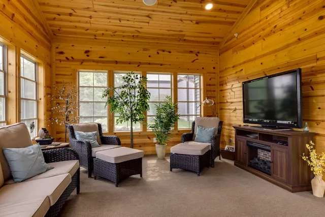 $859,000 | 392 Campbell Hill Court, DeForest, WI 53532