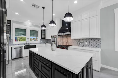 $1,729,999 | 16529 Tampico Way, Jamaica Beach, TX 77554