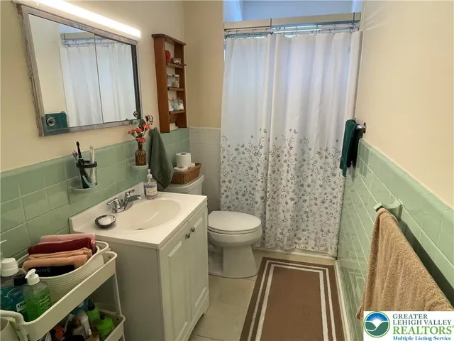 $550,000 | 815 Penn Street, Bryn Mawr, PA 19010