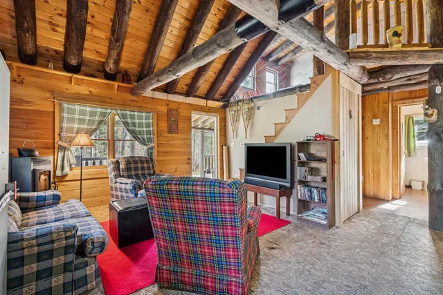 $249,000 | 132 Brook Road, Chelsea, VT 05038