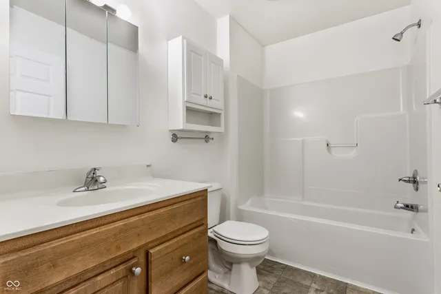 $189,900 | 162 Sunset Drive, Winchester, IN 47394