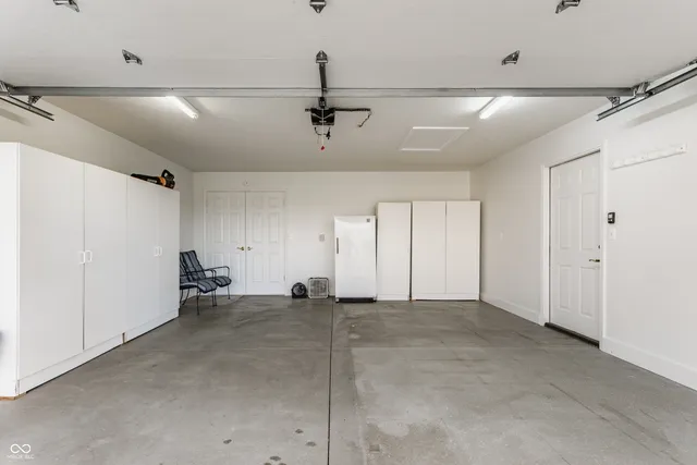 $189,900 | 162 Sunset Drive, Winchester, IN 47394