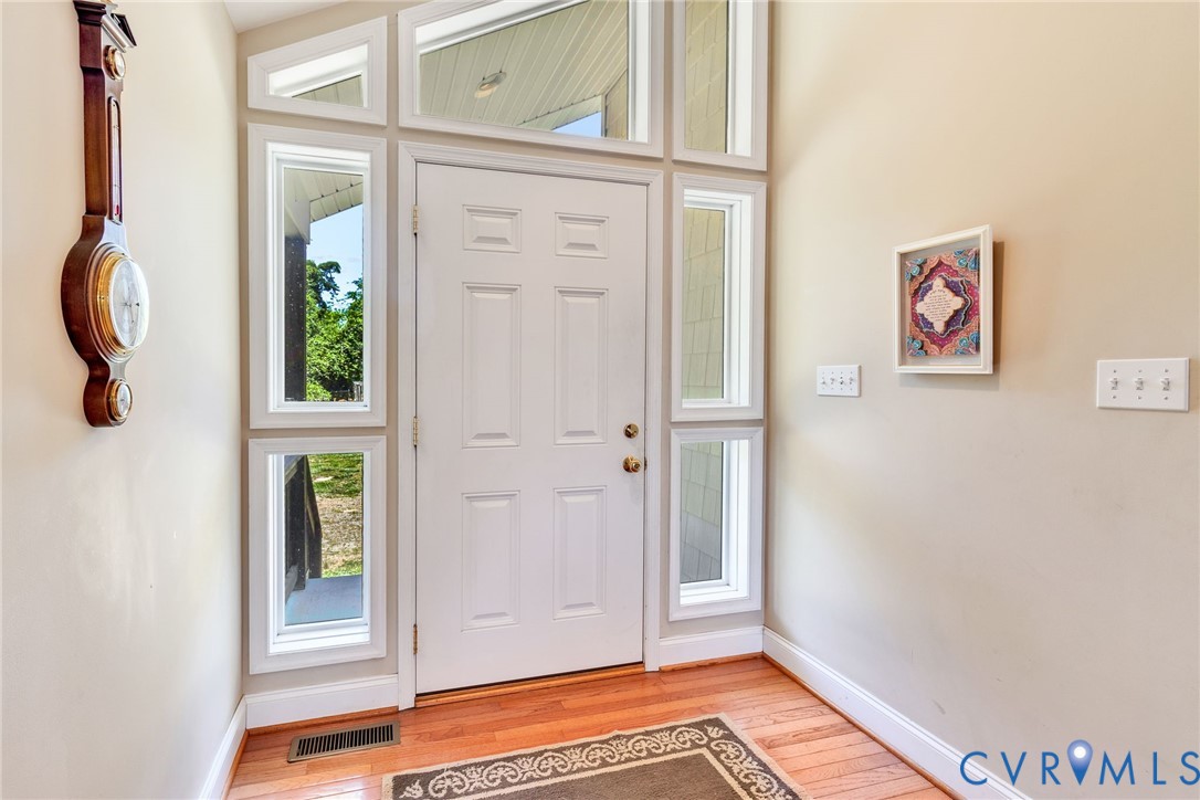 577 Melrose Road Lottsburg, VA 22511 - Photo 5 of 100