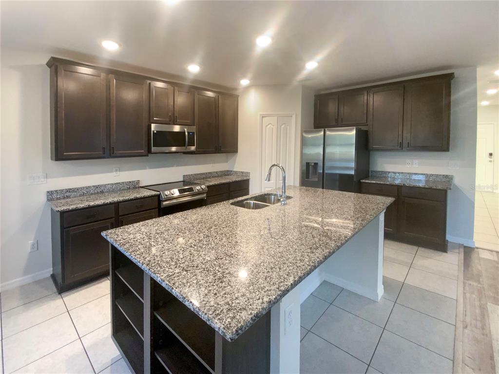 9611 Pantera Loop Weeki Wachee, FL 34613 - Photo 20 of 43