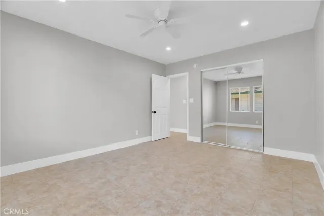 $1,995 | 5828 Whitsett Avenue, Valley Village, CA 91607