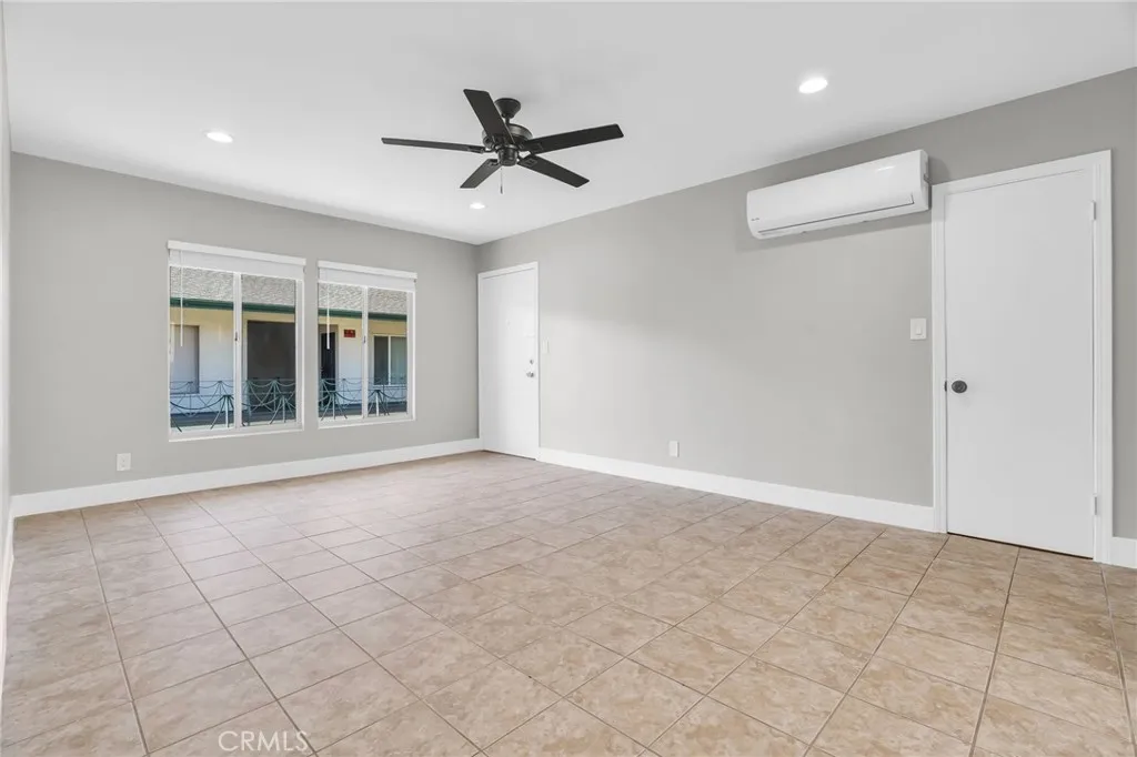 5828 Whitsett Avenue Valley Village, CA 91607 - Photo 7 of 27 a view of an empty room with a window