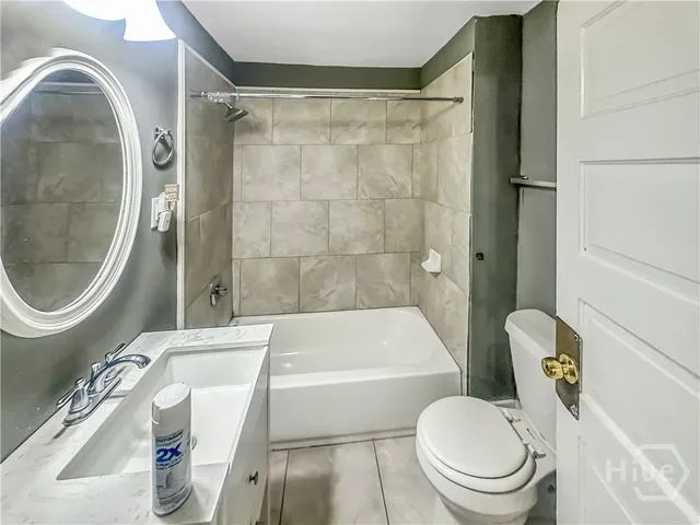 $1,550 | 5021 Temple Street, Unit A, Savannah, GA 31405