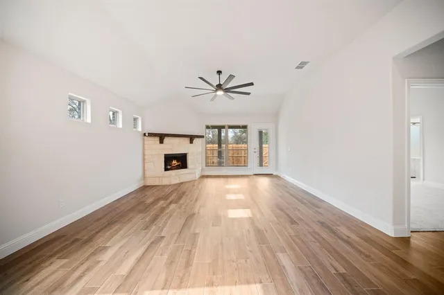 $2,700 | 618 Kyle Drive, Tioga, TX 76271