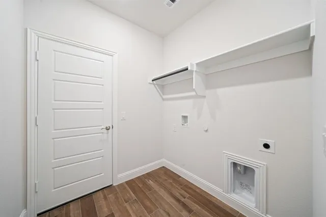 $2,700 | 618 Kyle Drive, Tioga, TX 76271