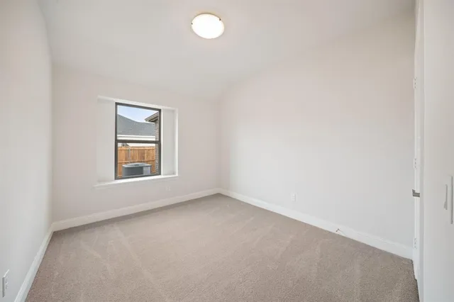 $2,700 | 618 Kyle Drive, Tioga, TX 76271