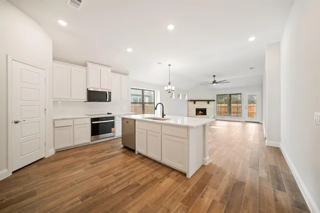 $2,700 | 618 Kyle Drive, Tioga, TX 76271