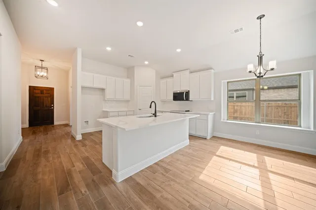 $2,700 | 618 Kyle Drive, Tioga, TX 76271