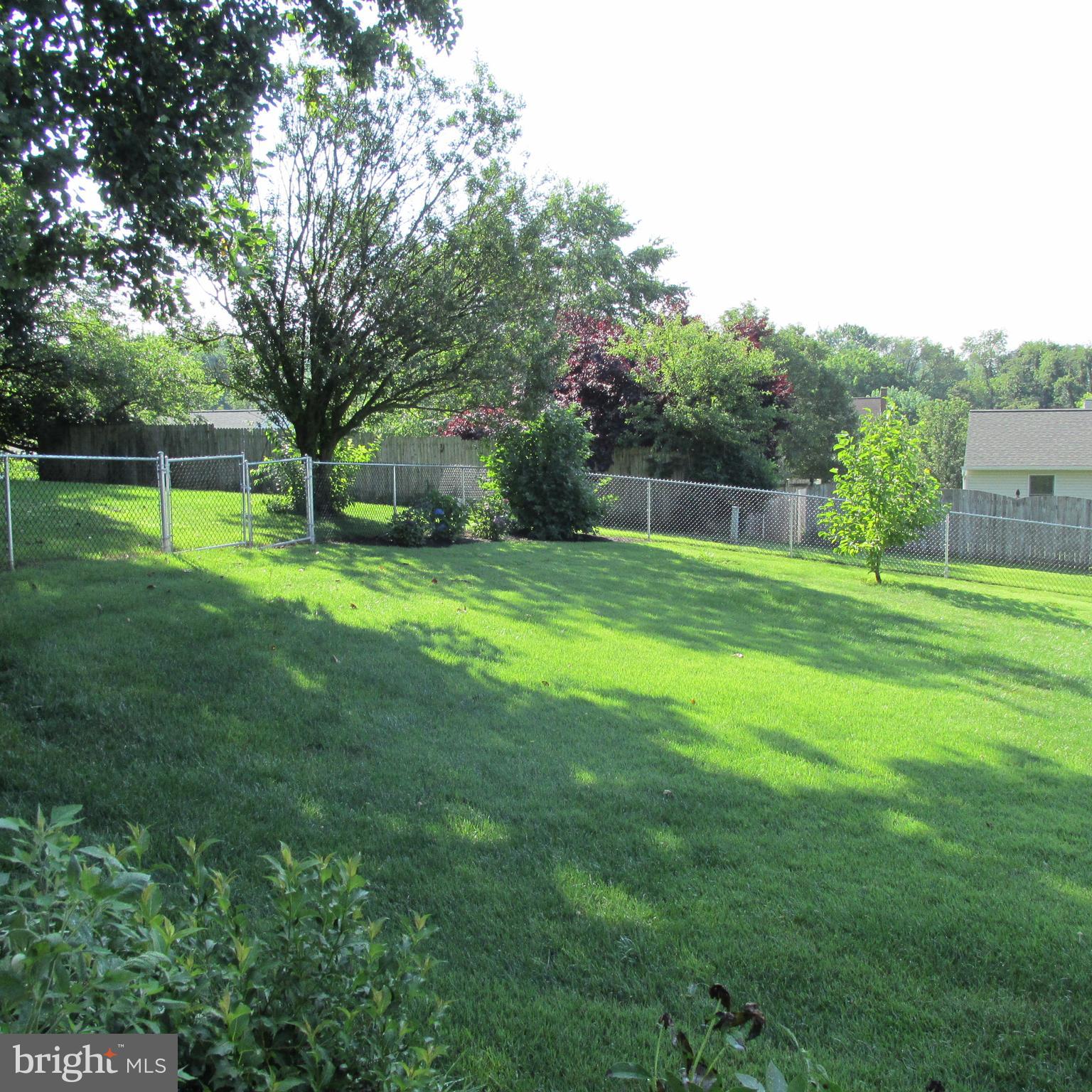 18 Briarcliff Road Elizabethtown, PA 17022 - Photo 45 of 47 Gallery Image 45