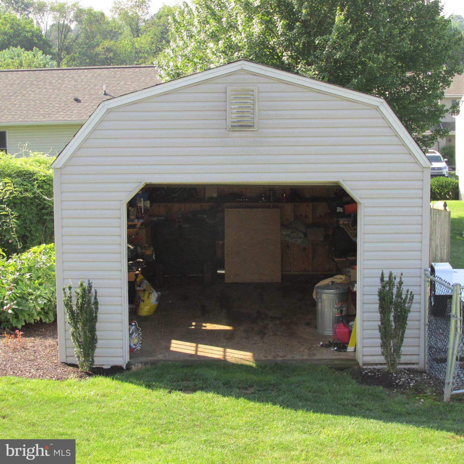 18 Briarcliff Road Elizabethtown, PA 17022 - Photo 46 of 47 Gallery Image 46