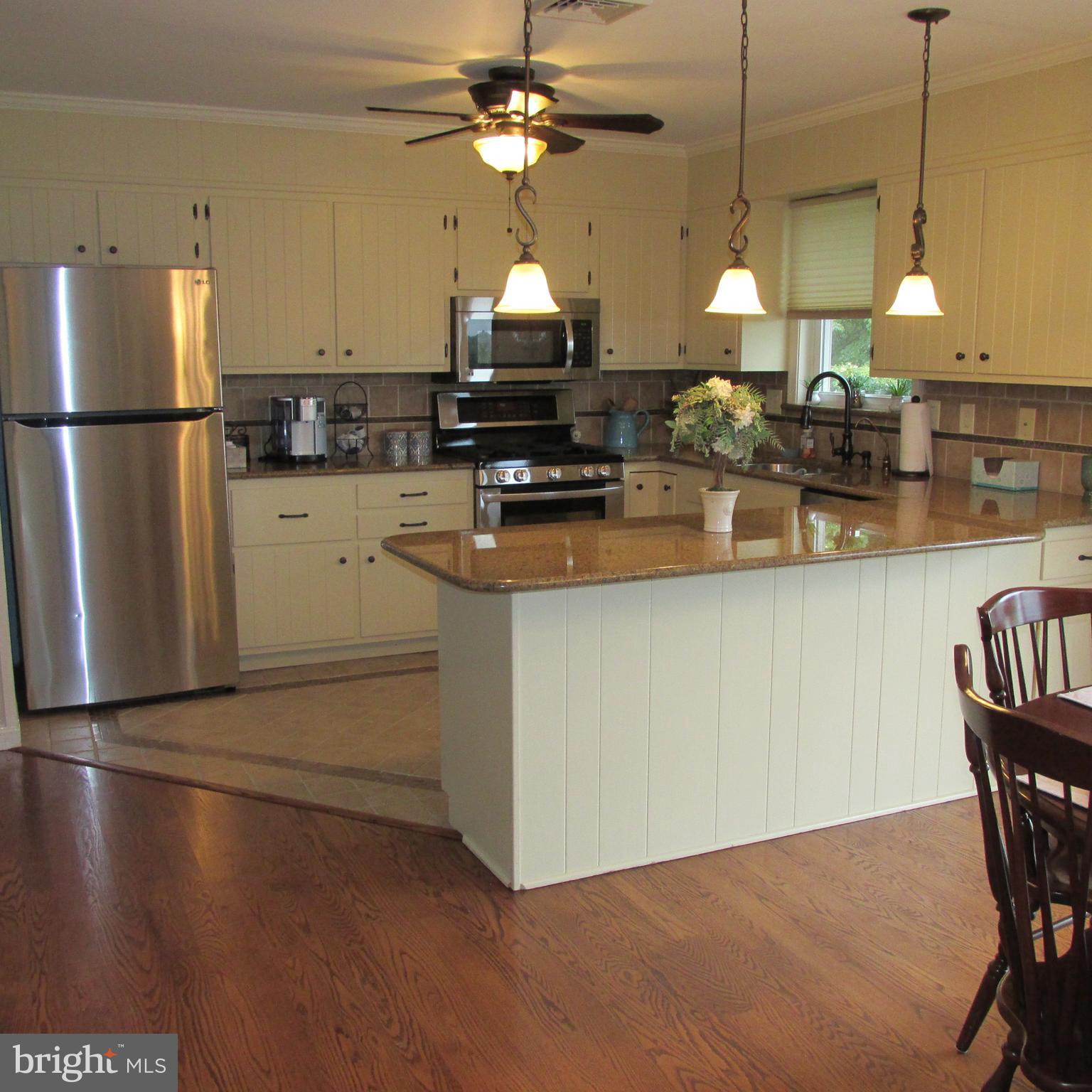 18 Briarcliff Road Elizabethtown, PA 17022 - Photo 9 of 47 Gallery Image 9