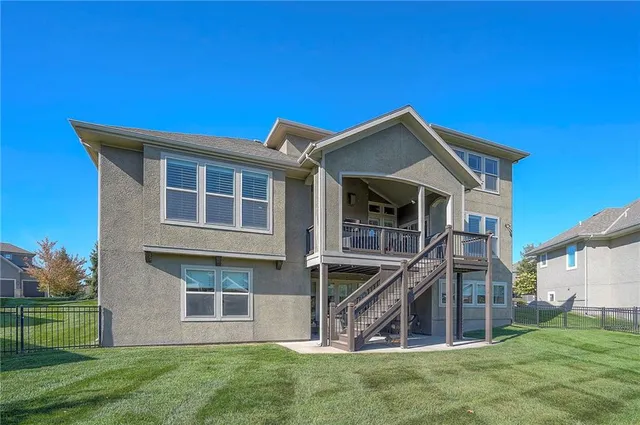 $935,000 | 3301 West 157th Street, Overland Park, KS 66224