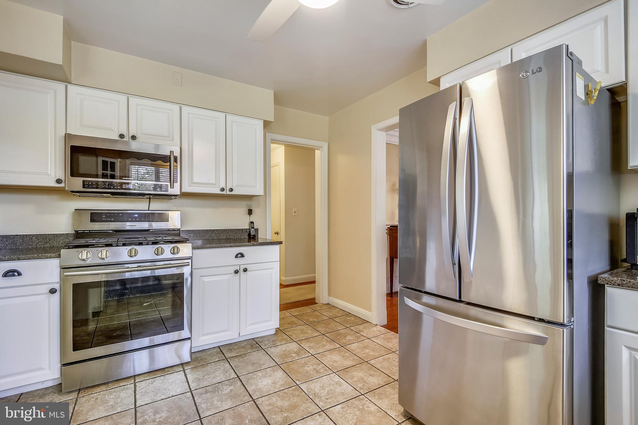 4206 Charlcote Road Baltimore, MD 21218 - Photo 13 of 35 Kitchen