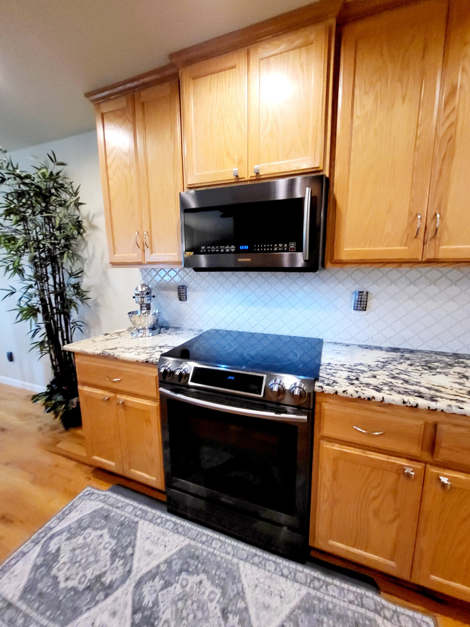 828 Easy Way Central Point, OR 97502 - Photo 19 of 58 19