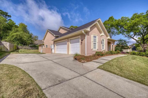 $815,000 | 9523 Yarrow Circle, Pensacola, FL 32514