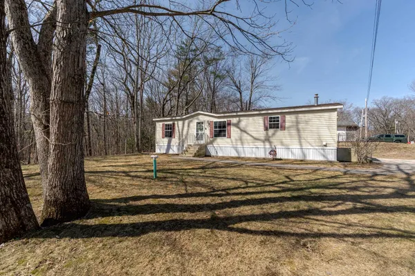 $199,000 | 13 Atwood Street, Rochester, NH 03867