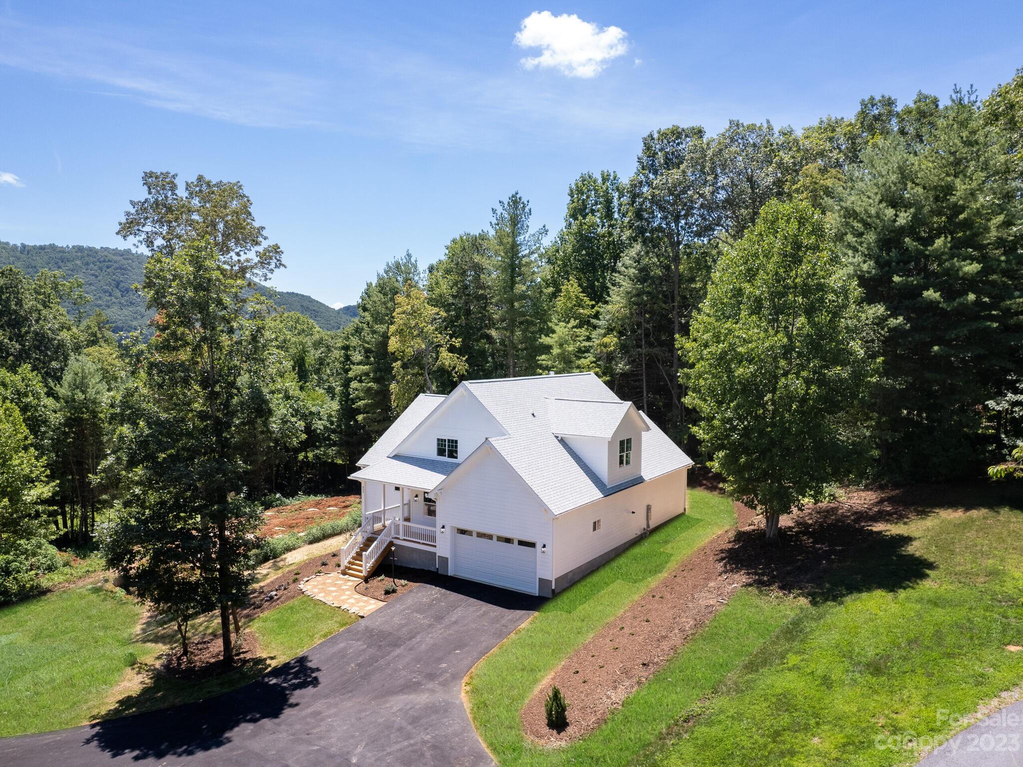 805 Concord Road Fletcher, NC 28732 - Photo 3 of 48 Gallery Image 3