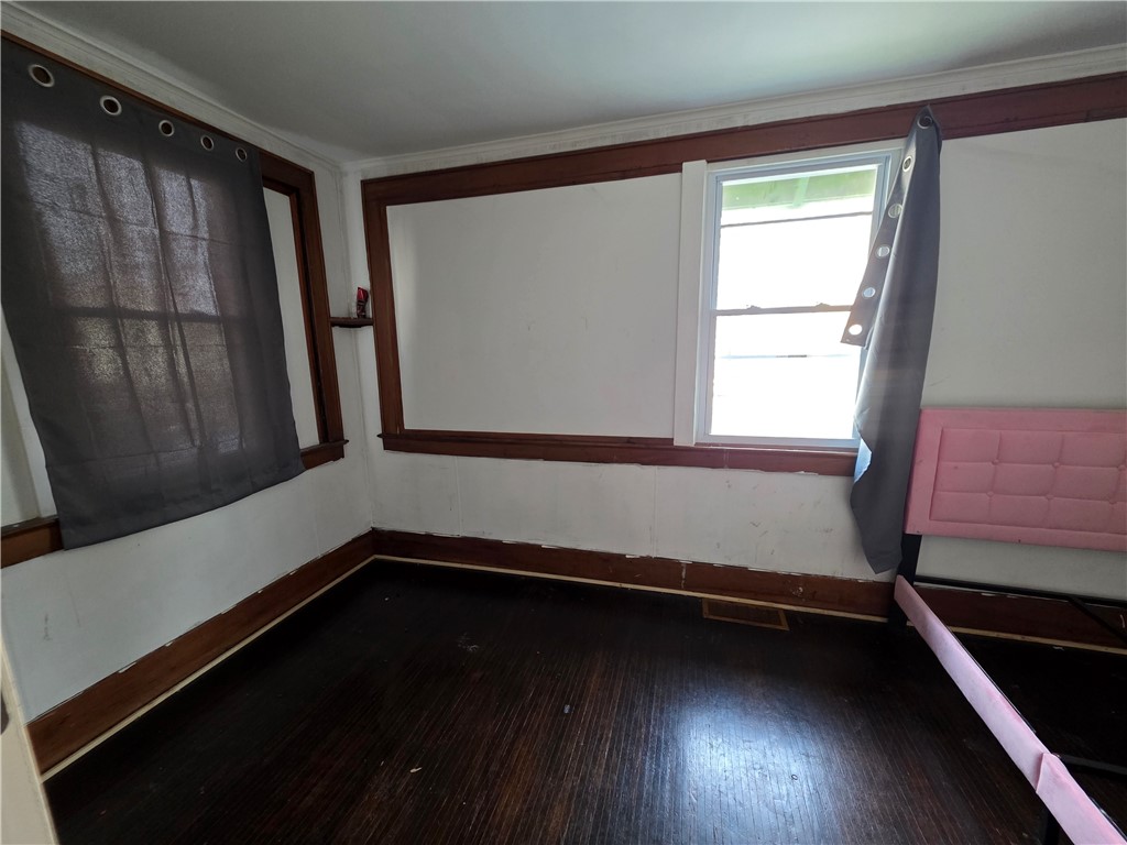 97 Rohr Street Rochester, NY 14605 - Photo 13 of 40